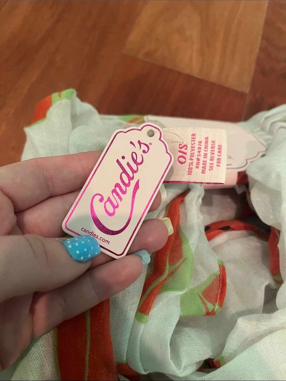 NWT Candie's White Watermelon Scarf